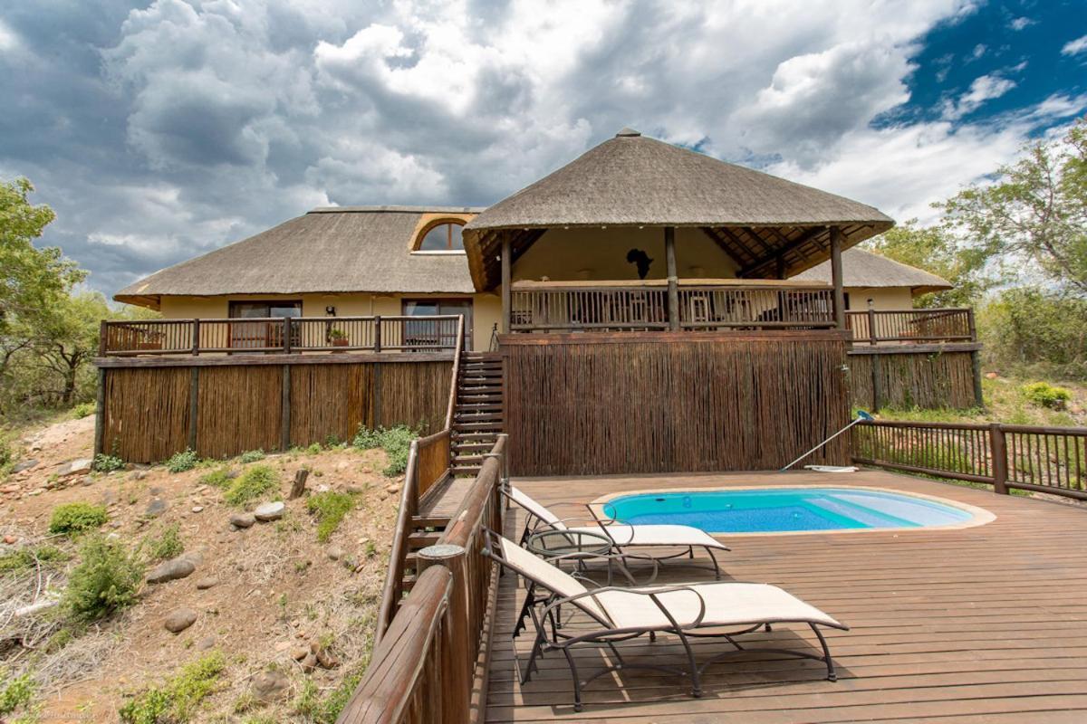Stunning Mountain Views From A 3-Bedroom Home With Pool โฮดสปรูท ภายนอก รูปภาพ